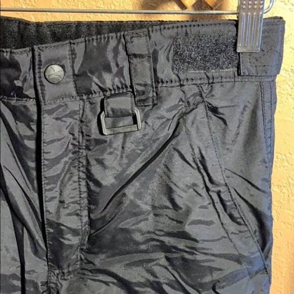 Artix Black Snow Pants - Picture 2 of 9